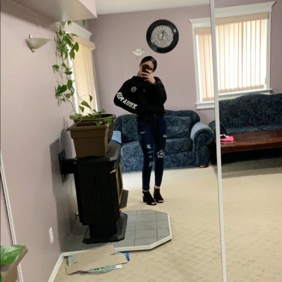 Profile Picture of Harwinder Harwinder (@harrykaur892) on Poshmark