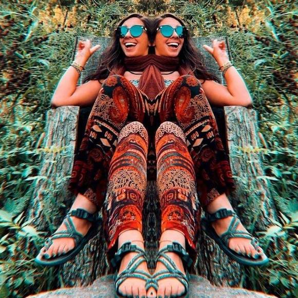 Profile Picture of Irene Nicolov (@inicolov) on Poshmark