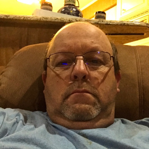 Profile Picture of Alan Perry (@dodge4x444) on Poshmark