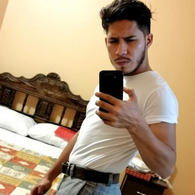 Profile Picture of Adrián Anzures (@romero070691) on Twitter