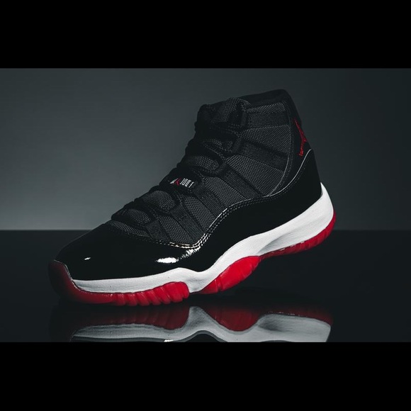 Profile Picture of Andrew Krupka (@sneaker_resells) on Poshmark