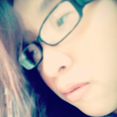 Profile Picture of Ginger Floof Ball (@smileybotchic) on Twitter