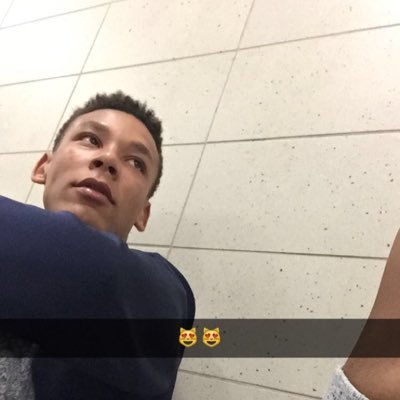 Profile Picture of Jason Crilley (@YvngCrillz28) on Twitter