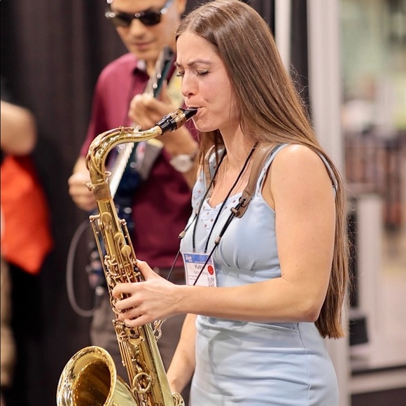 Profile Picture of Katrin Wilking (@katy_king_) on Poshmark