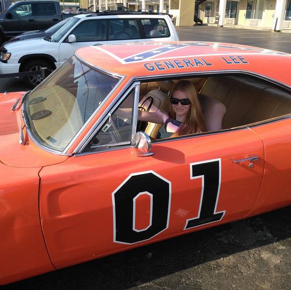 Profile Picture of Kayla Vickerman (@k_vickerman) on Poshmark