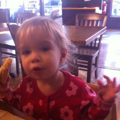 Profile Picture of Beatrice Anne (@BeaSnyder) on Twitter