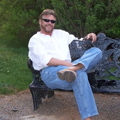 Profile Picture of ROBERT MICHAEL SAPP (@BobSappAim0304) on Twitter