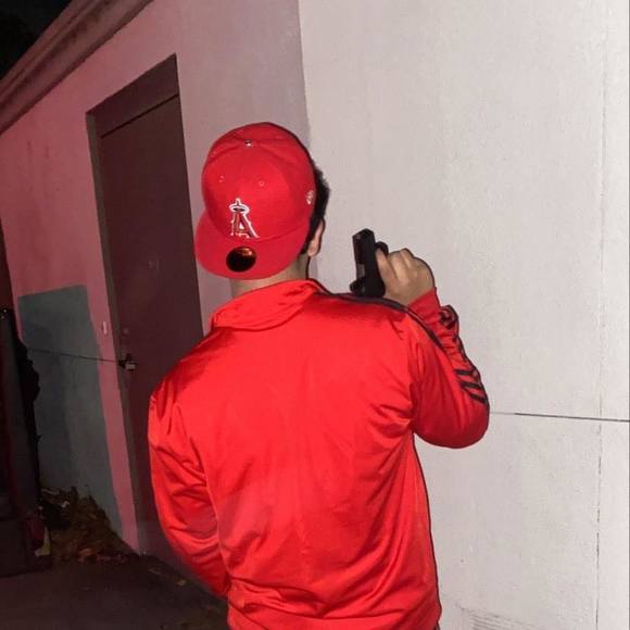 Profile Picture of Nicholas m Pastore (@npastore123) on Poshmark