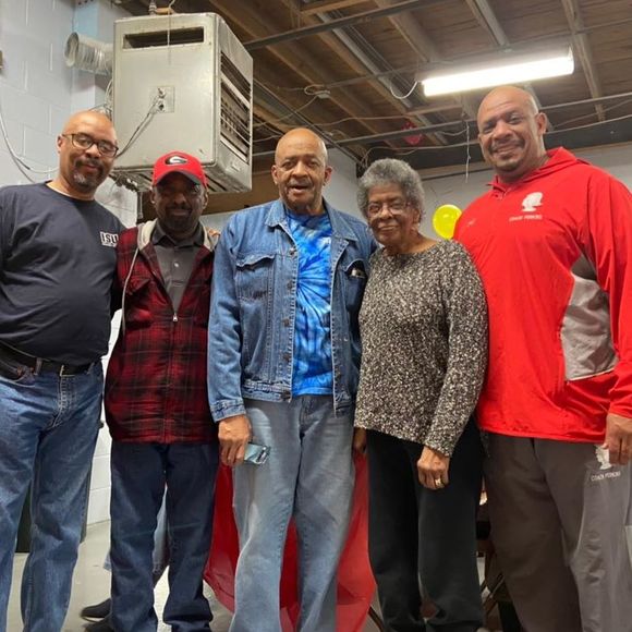 Dennis Perkins - Poshmark Profile Picture of Dennis Perkins (@dperkins2181) on Poshmark