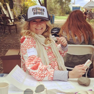 Profile Picture of Kristin Hartridge Dailey (@CloverAndPaper) on Twitter