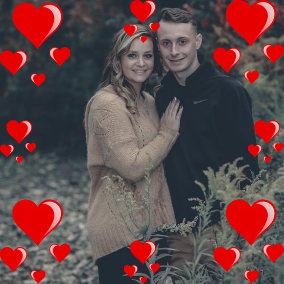 Profile Picture of Jess Hays (@jesshays) on Poshmark