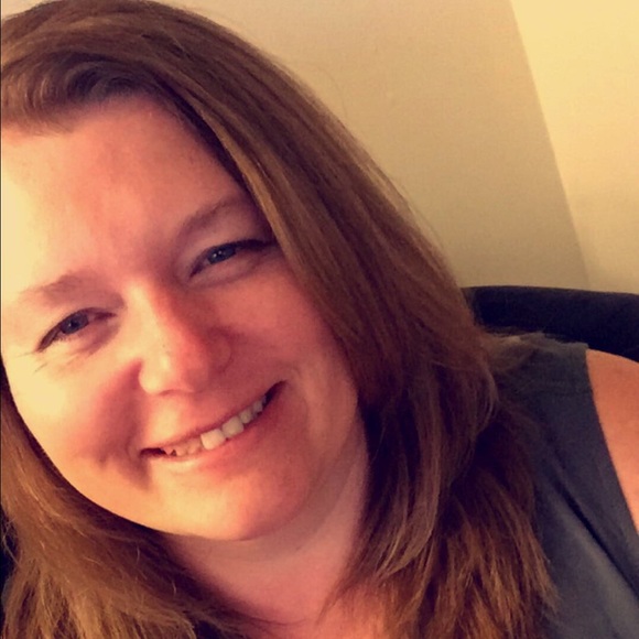 Kim Petriga - Poshmark Profile Picture of Kim Petriga (@kap9776) on Poshmark