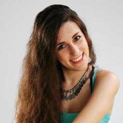 Profile Picture of Ana Carreño (@AnaCarrenium) on Twitter