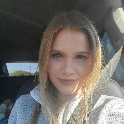 Profile Picture of Valerie Hayes (@Valerie41219915) on Twitter