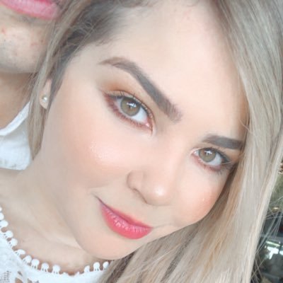 Profile Picture of Diana Camacho (@DianitaCS) on Twitter