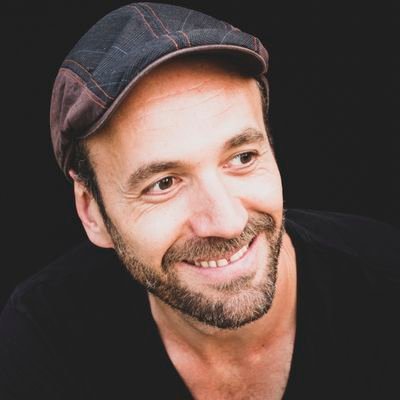 Profile Picture of Simon Engel (@sixfeetengel) on Twitter