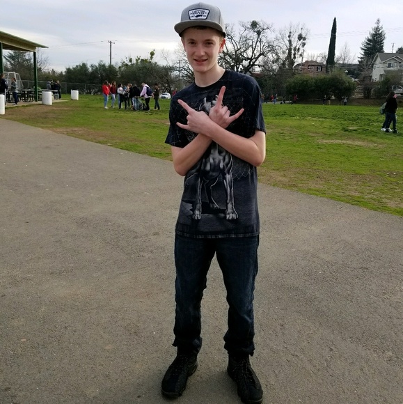 Profile Picture of Daniel Keith (@danielkeith2003) on Poshmark