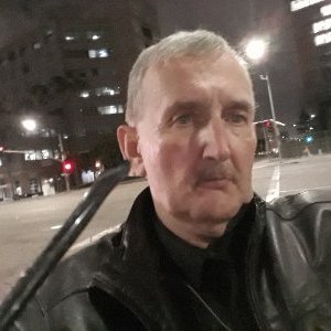 Profile Picture of James Landrigan (@JamesLandrigan2) on Twitter