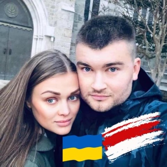 Profile Picture of Jenik Nikitenko (@jeniknikitenko) on Poshmark