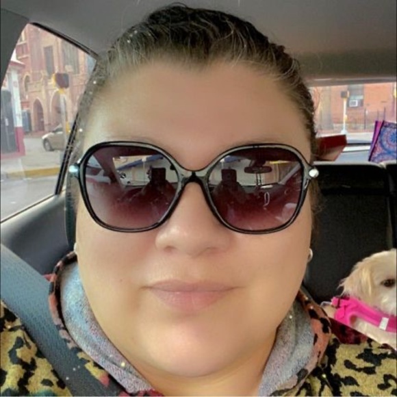 Profile Picture of Grace Armenta (@bellakaligurl) on Poshmark