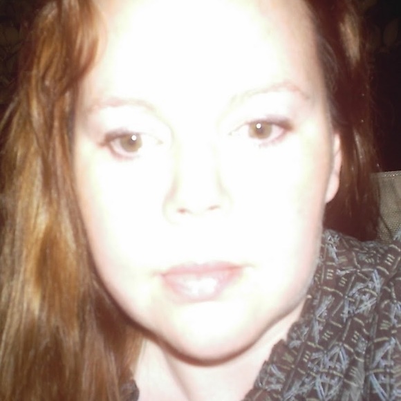 Profile Picture of Nancy Knight (@nancyjoknight) on Poshmark