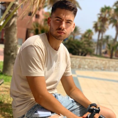 Profile Picture of Albert - ILu (@c_albeert) on Twitter