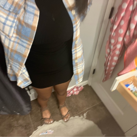 Profile Picture of Destiny Doench (@destiny_doench) on Poshmark