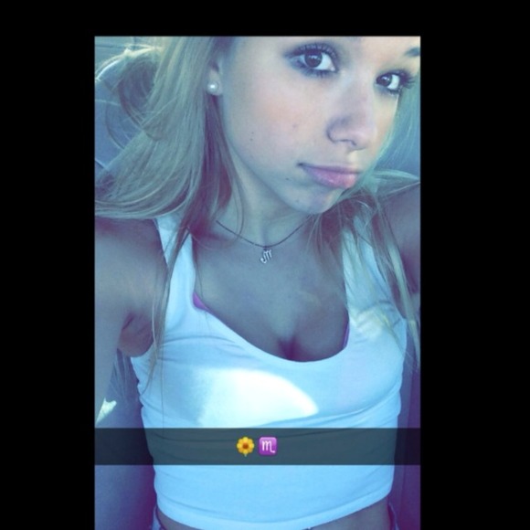 Profile Picture of Taylor Milkowski (@taylormilk) on Poshmark