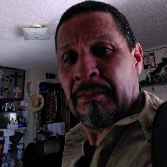 Profile Picture of James Mendez (@jamesmendez559) on Poshmark