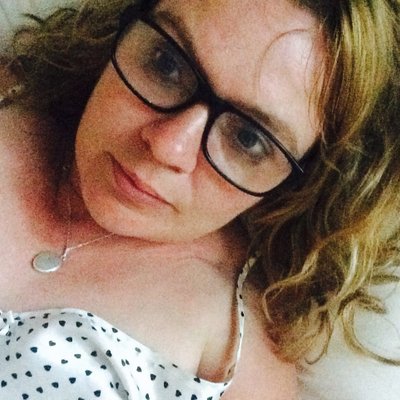 Profile Picture of Alison Dunne (@seandunne2000) on Twitter