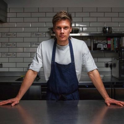 Profile Picture of Jonny Marsh (@chef_JonnyM) on Twitter