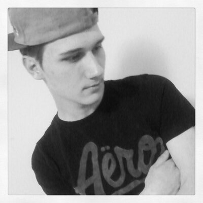 Profile Picture of Jonathan Corum (@truelife_jon) on Twitter