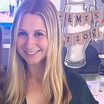Profile Picture of danielle moyer (@danielle.moyer) on Instagram