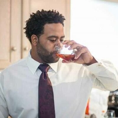 Profile Picture of IG: RON_ISHERE (@GREENlight_4eva) on Twitter