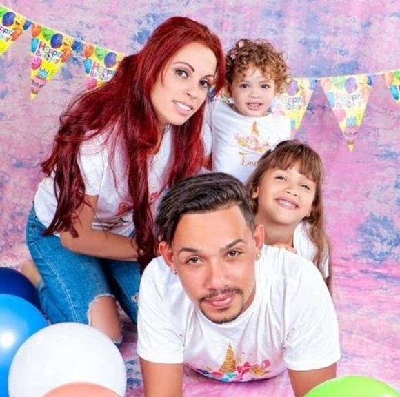 Profile Picture of Carlitin Carballo (@carlitinc) on Poshmark