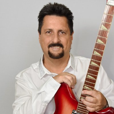 Profile Picture of PeterFrankSantovito (@songman5) on Twitter