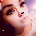 Profile Picture of Danielle Melissa (@daniellehughson) on Instagram
