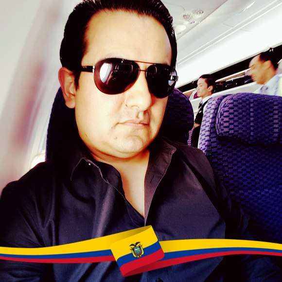 Profile Picture of Rolfe Urgiles (@aventureropro) on Poshmark