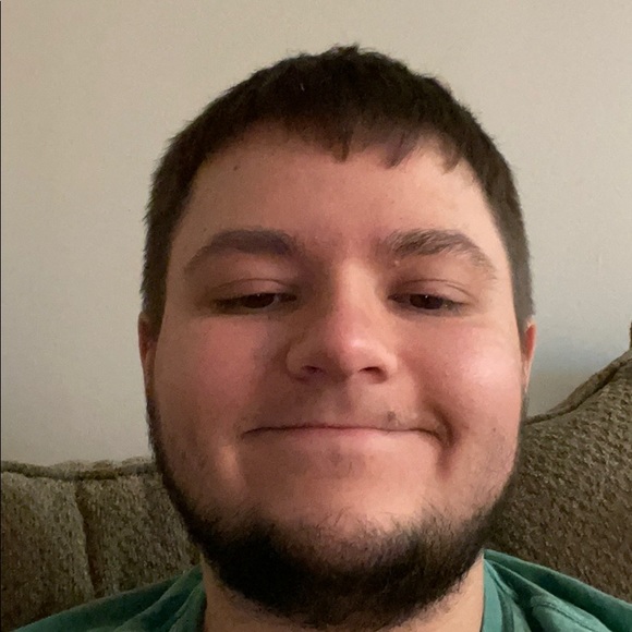 Profile Picture of Richard Bruner (@reb19822) on Poshmark
