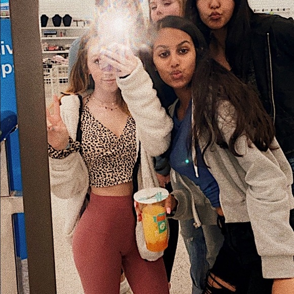 Profile Picture of Abigail Reiswig (@princessabiga_l) on Poshmark