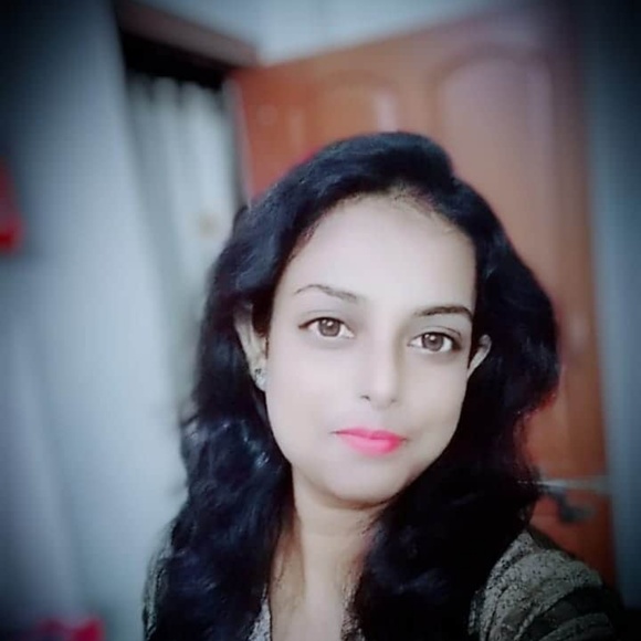 Profile Picture of Amrita Chatterjee (@tutun319) on Poshmark