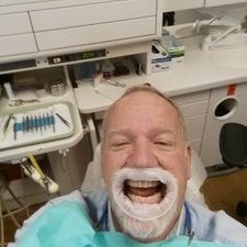 Profile Picture of David Thaxton (@2dumb2c) on Twitter