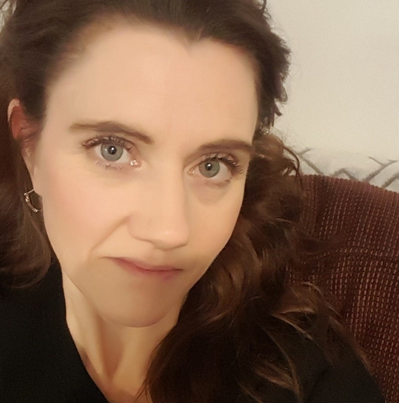 Profile Picture of Jenniferandtommy Bryenton (@jbryenton) on Poshmark