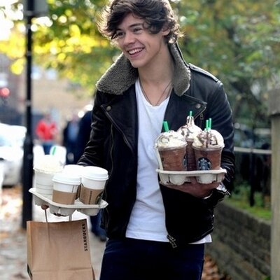 Profile Picture of Lisa Munroe (@LisaIsAmazayn) on Twitter