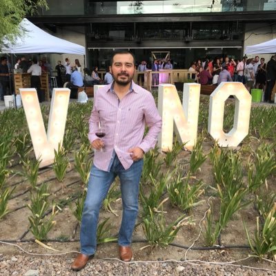 Profile Picture of Luis Tolentino (@luistolentinom) on Twitter