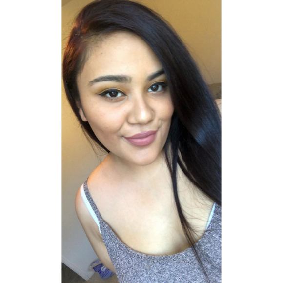 Profile Picture of Jessica Montes (@jessicamontes34) on Poshmark