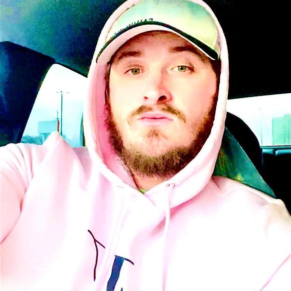 Profile Picture of Josh Blair (@blown91) on Poshmark