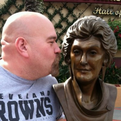 Profile Picture of John Devins (@roswellinvasion) on Twitter