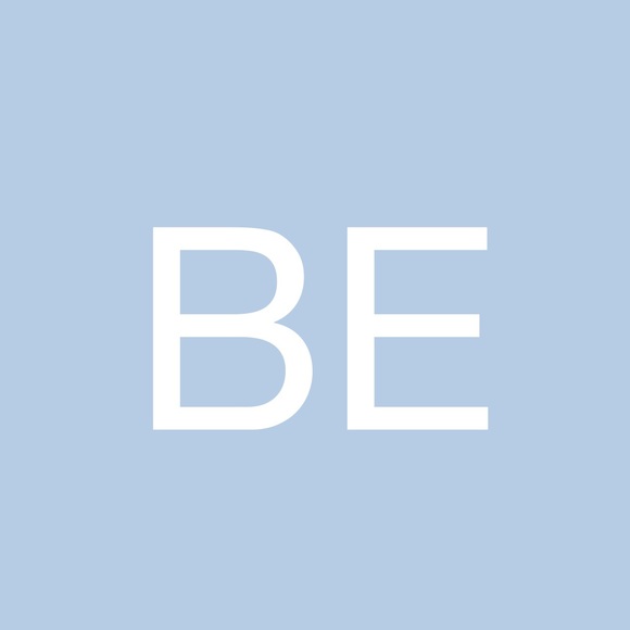 Profile Picture of Bradley Everett (@beverestt) on Poshmark