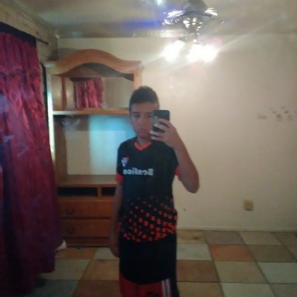 Profile Picture of Ivan Puga (@pigaivan02) on Poshmark